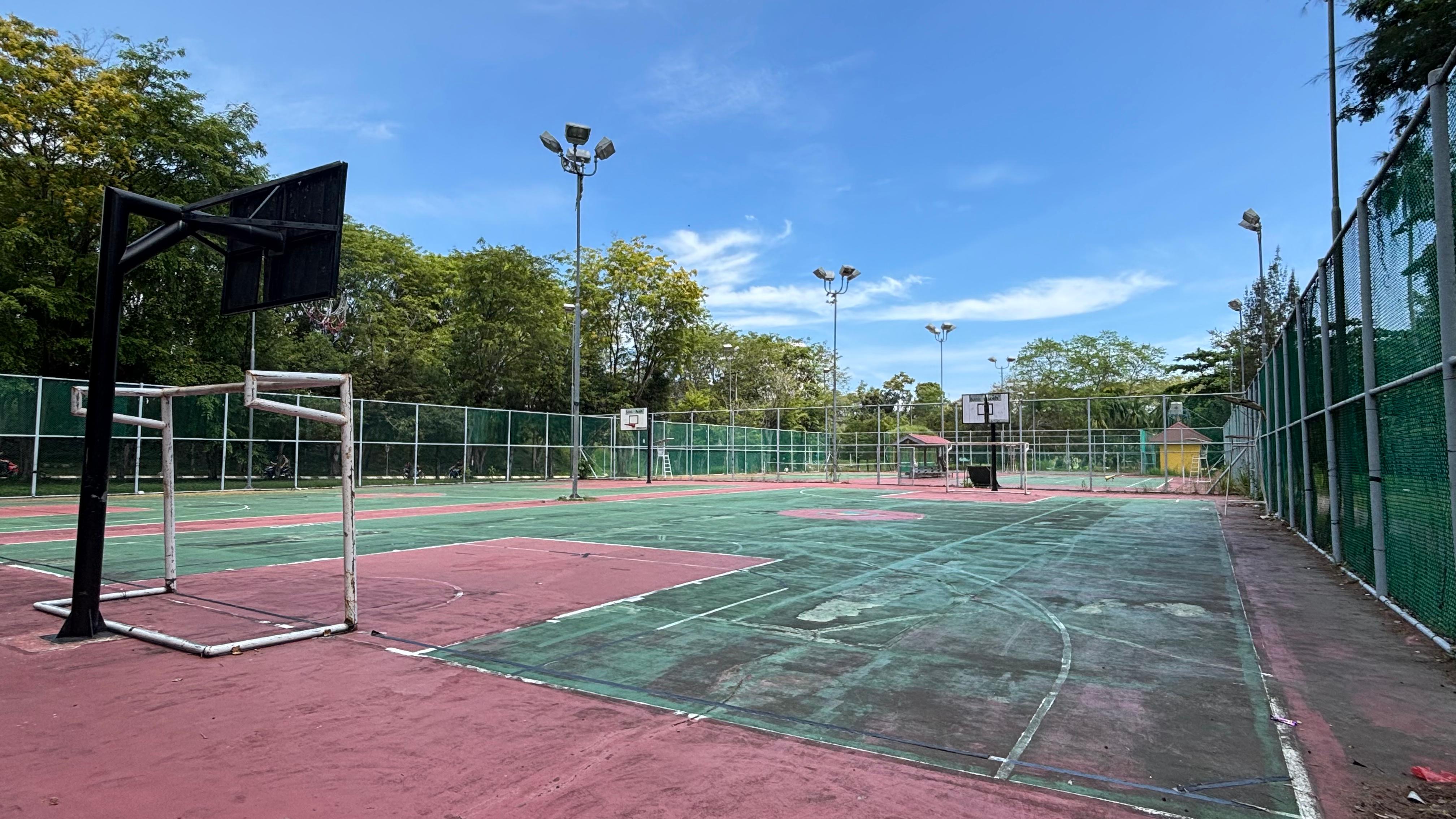 lapangan serbaguna
